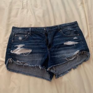 American Eagle Tomgirl Shortie 16